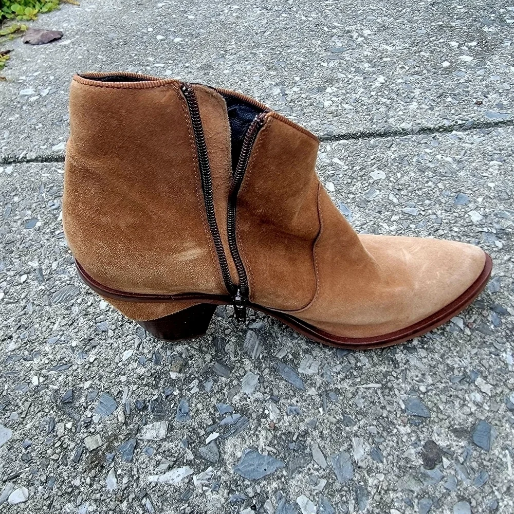 kanna cognac suede